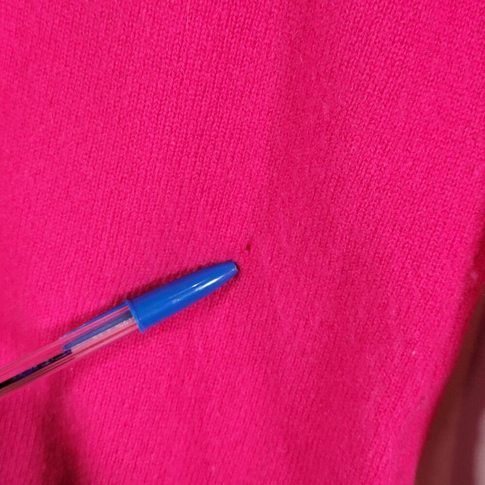 Charter Club Pink 100% Cashmere V-Neck Sweater M Soft Luxury Knit Flawed - Picture 5 of 9